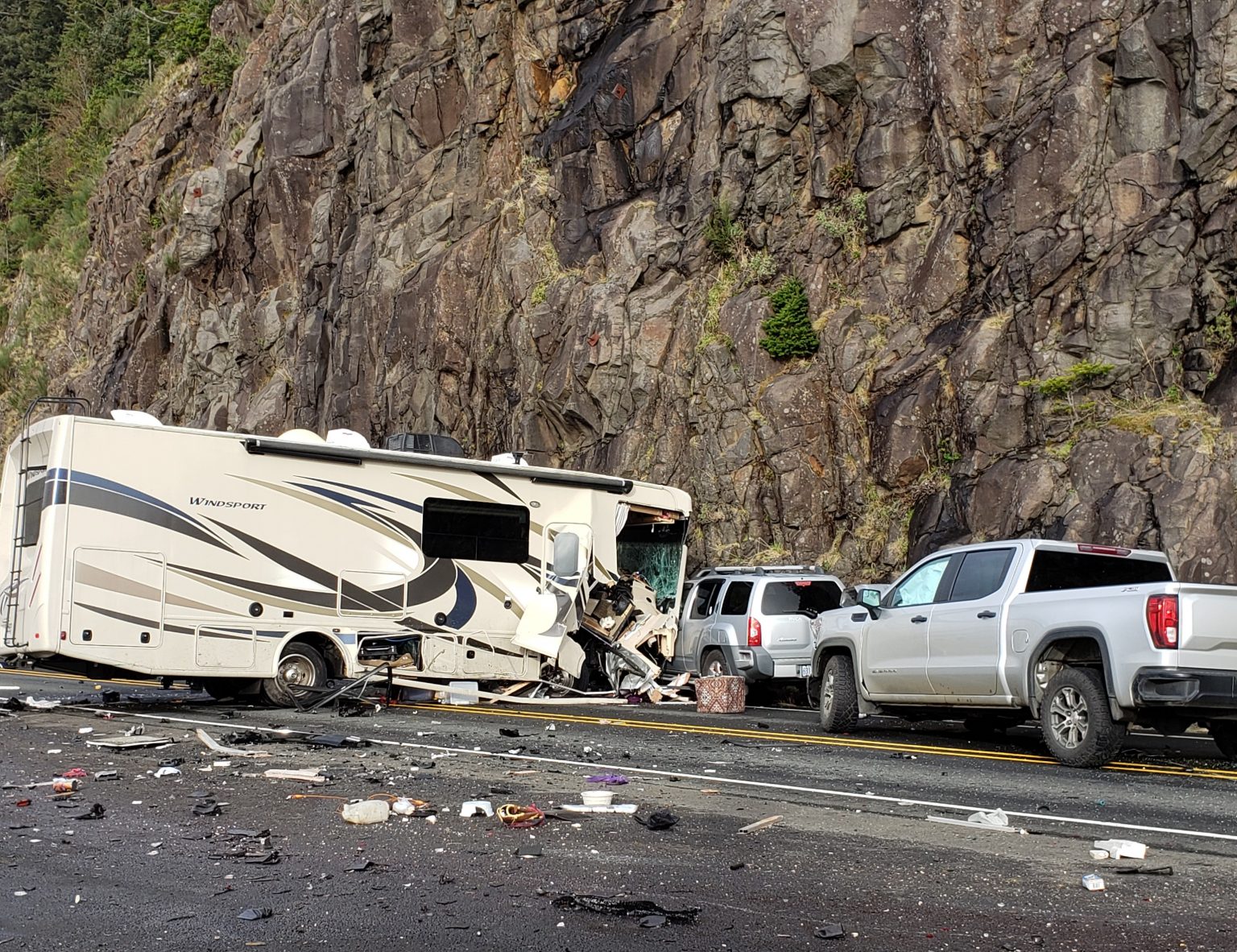 MULTIVEHICLE CRASH U.S.101 MILEPOST 40, NEAHKAHNIE MOUNTAIN, TILLAMOOK