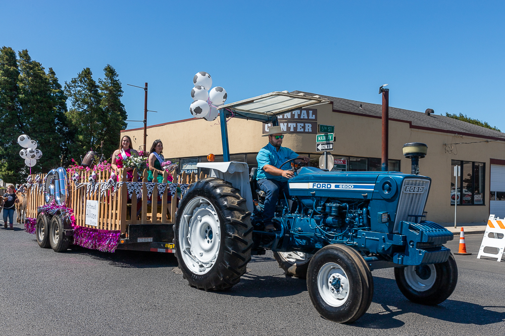 TILLAMOOK DAIRY PARADE Saturday June 26, 2021 Photos by Don Backman